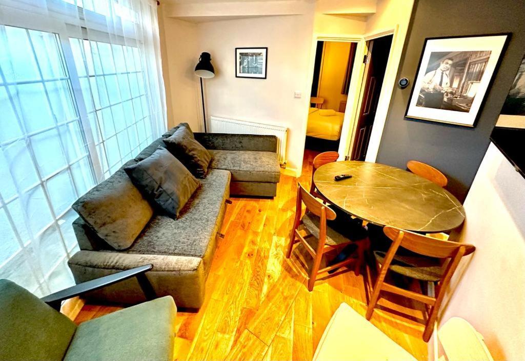 30 Secs To Euston Station Apartment London Exterior photo